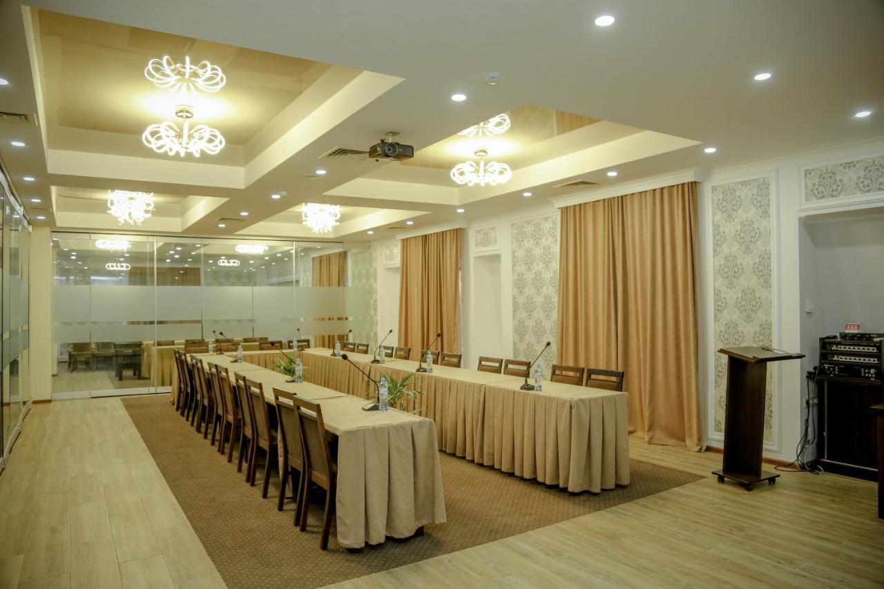 Hotel King David The Builder Κουτάισι Εξωτερικό φωτογραφία