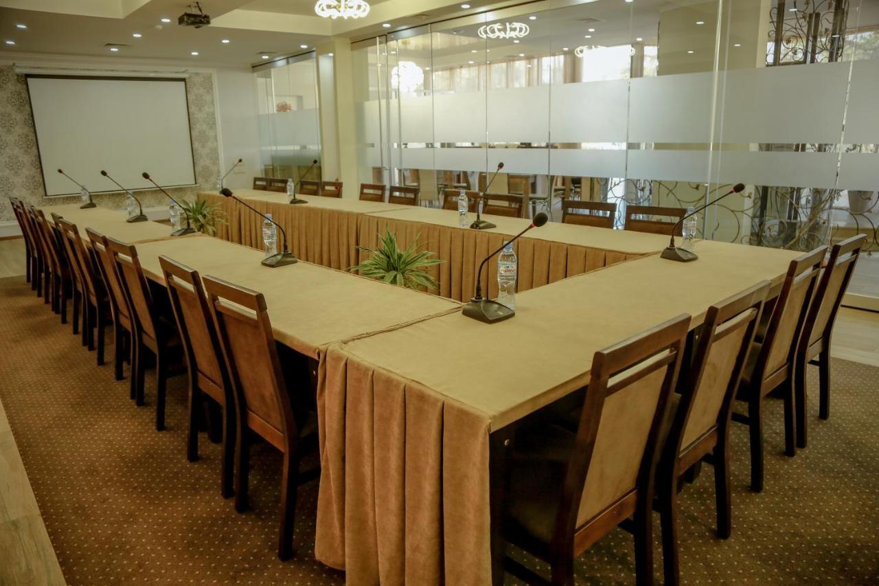 Hotel King David The Builder Κουτάισι Εξωτερικό φωτογραφία