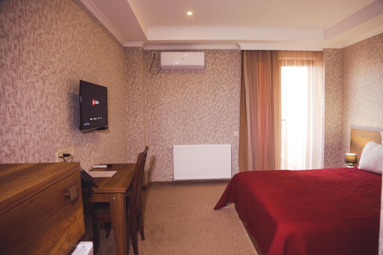 Hotel King David The Builder Κουτάισι Εξωτερικό φωτογραφία
